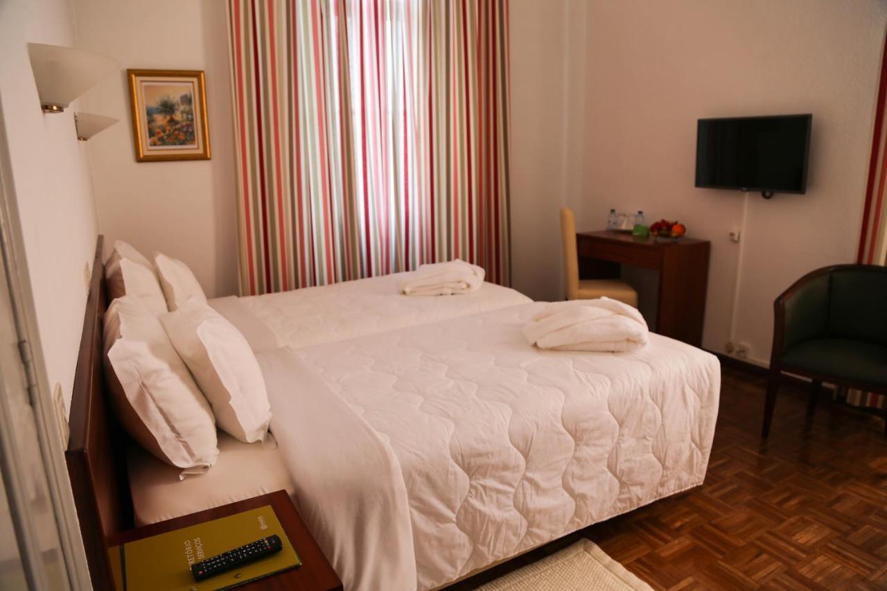 Inatel Entre-Os-Rios Hotel Portela  ภายนอก รูปภาพ