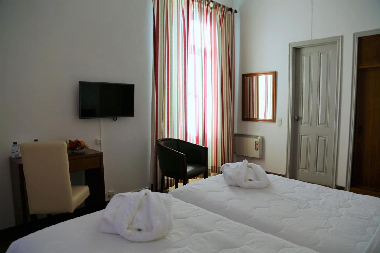 Inatel Entre-Os-Rios Hotel Portela  ภายนอก รูปภาพ